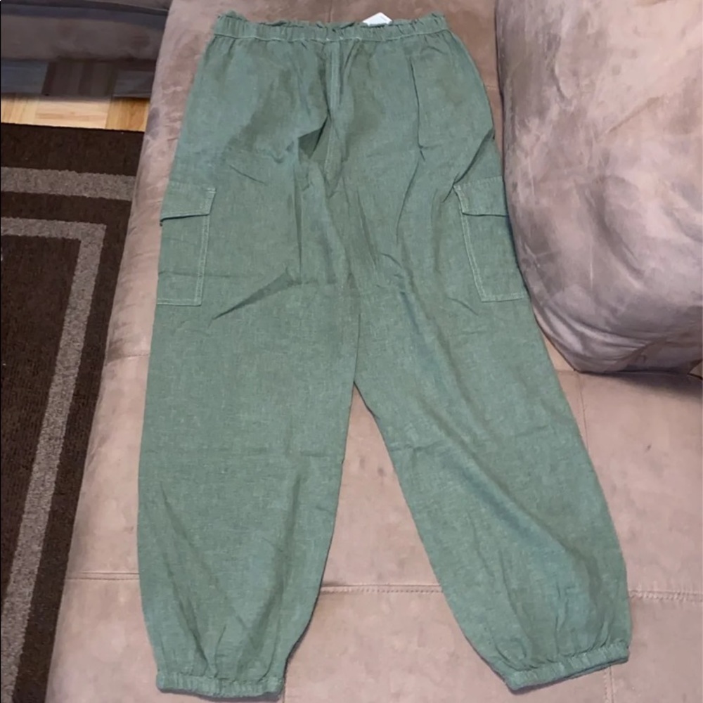 Aerie cargo linen pants size M